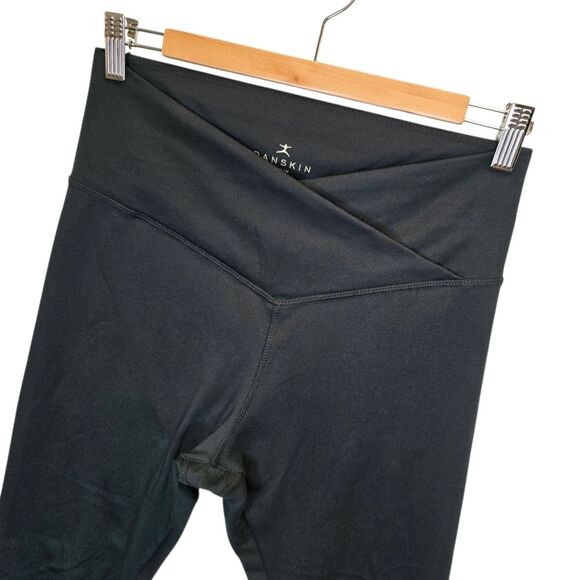 Danskin Women's M Crossover Waist Black Crop Leggings - Picture 6 of 14